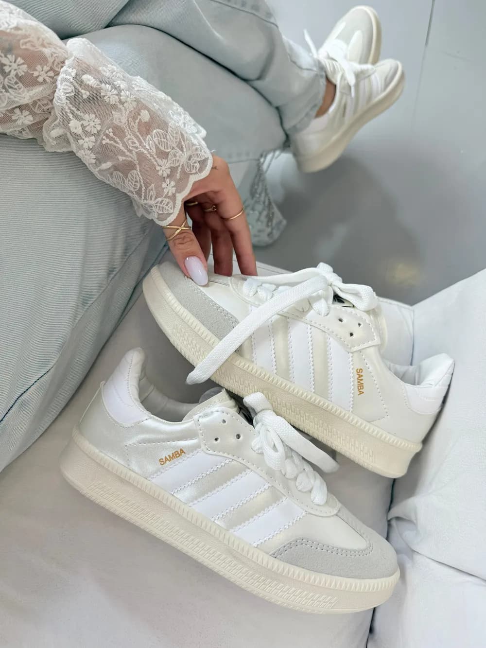adidas Samba Branco e Creme